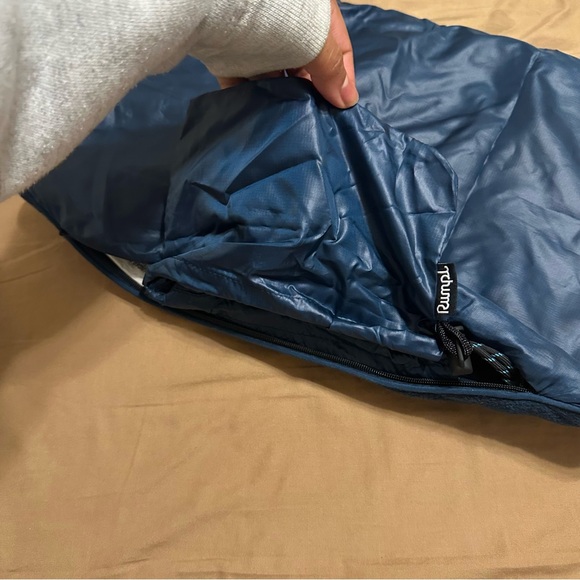 Rumpl stuffable travel camping fleece pillowcase - Picture 6 of 6